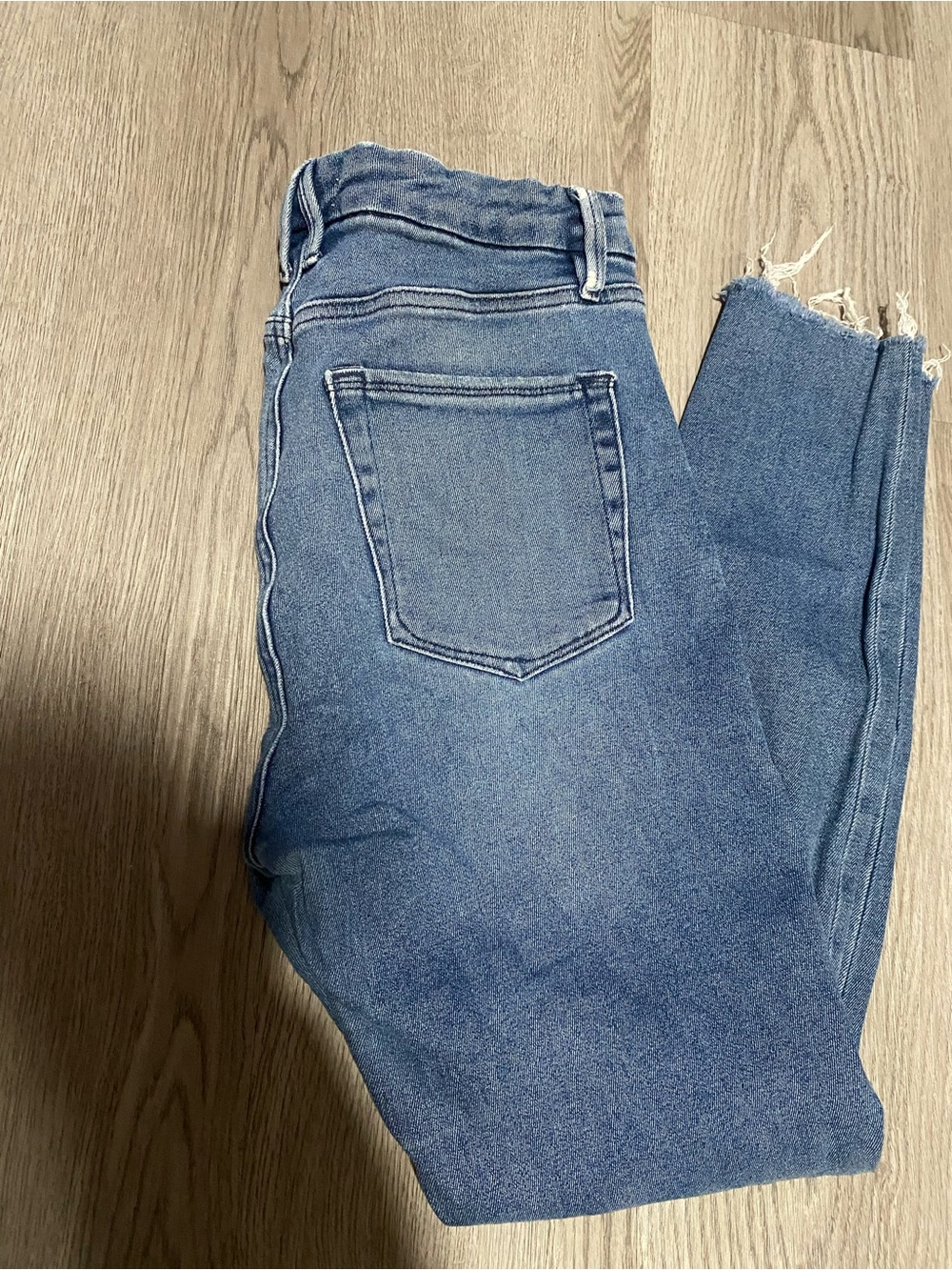 Good American Medium Blue Ankle Crop Jeans with Raw Hem